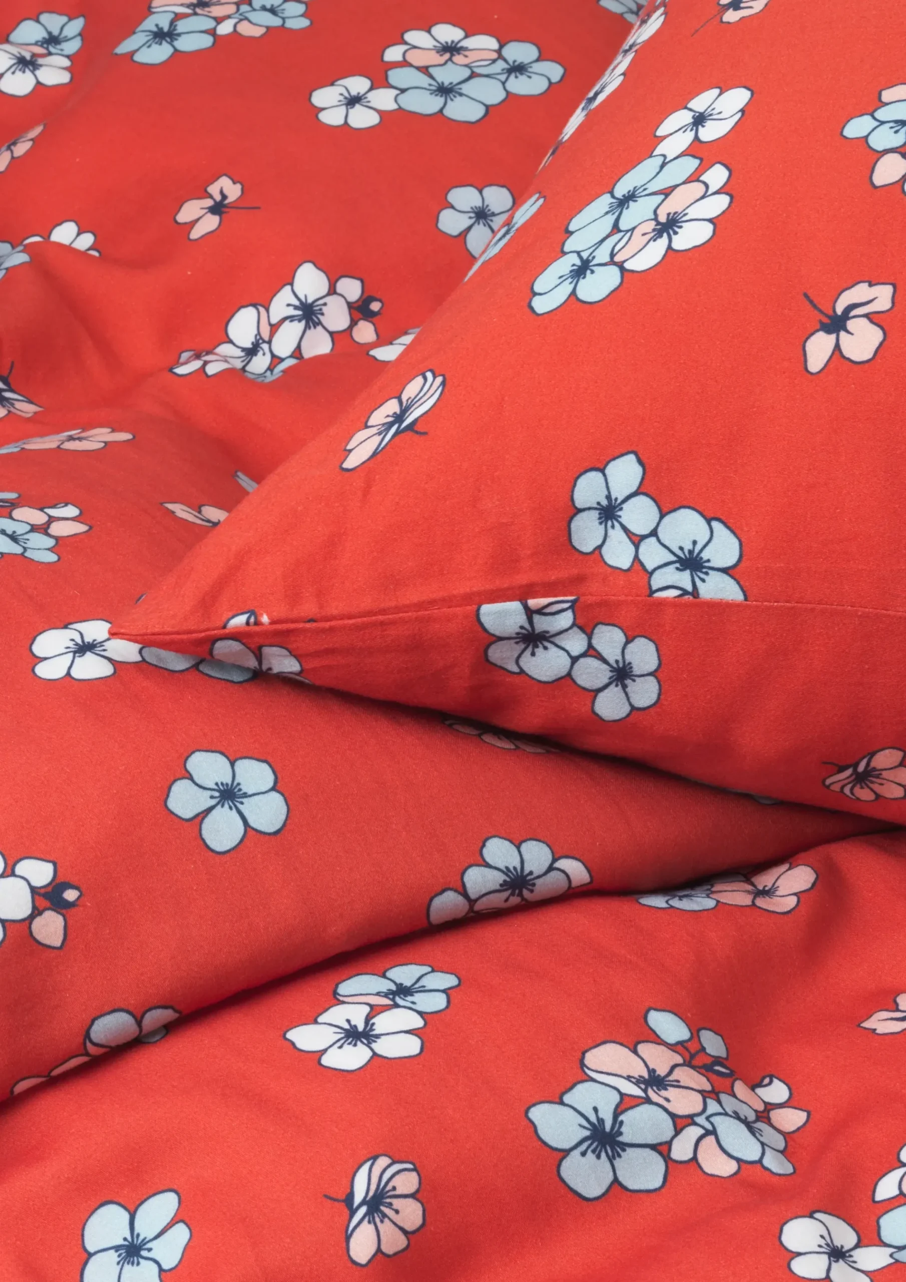 JUNA Grand Pleasantly Sengetøj 140x220 cm chili DK | Køb her