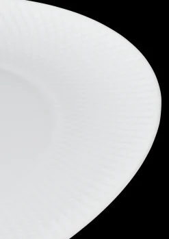 Lyngby Porcelæn Rhombe Ovalt serveringsfad 42x32 hvid